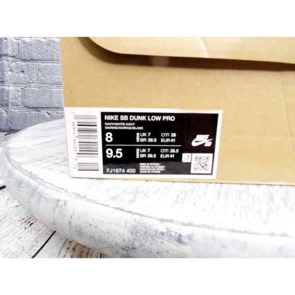 Nike SB Dunk Low Pro Navy White Navy Marine Men Size 8 Used OG Box - Picture 2 of 15